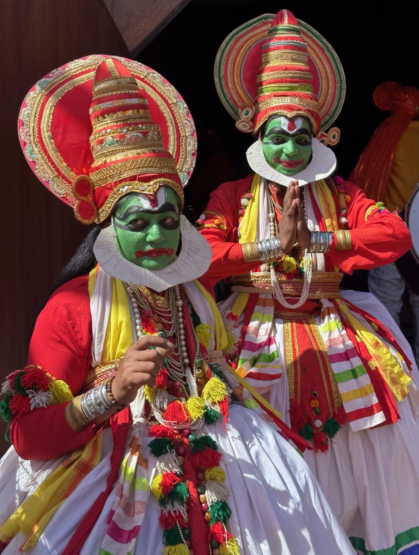 Mumbai Mela performers